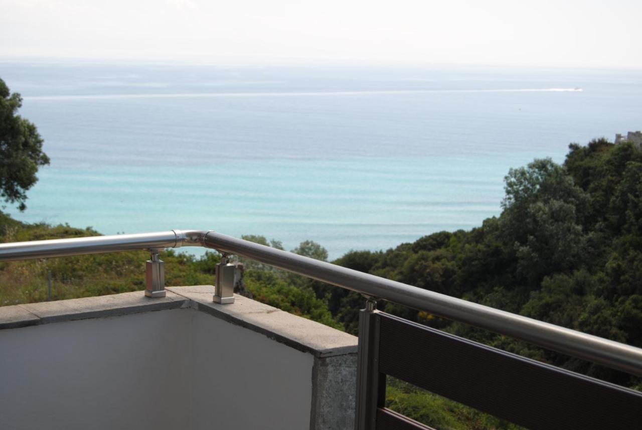 Marianna Sea View Afitos Afytos Exterior foto