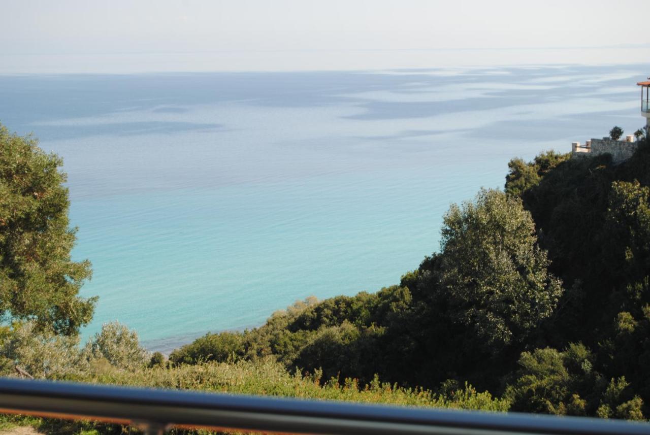 Marianna Sea View Afitos Afytos Exterior foto